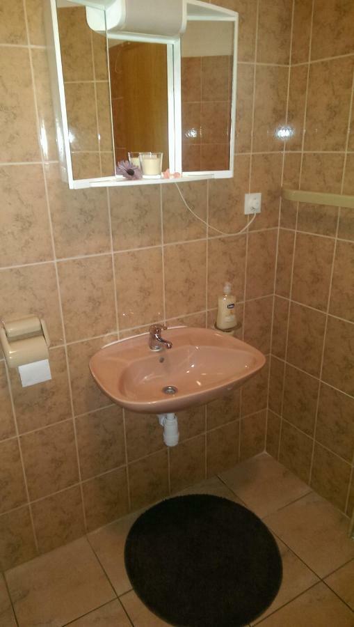 Apartmani Ledenko Kastela Bagian luar foto